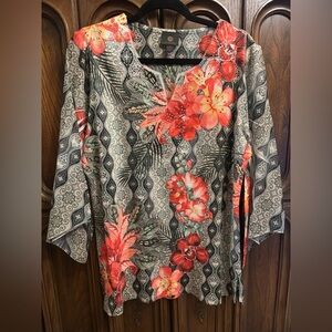 JM Collection Red and Gray Floral Blouse